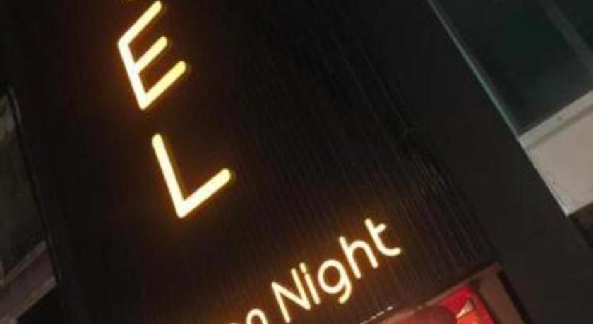 黄金夜酒店 梳邦再也 外观 照片